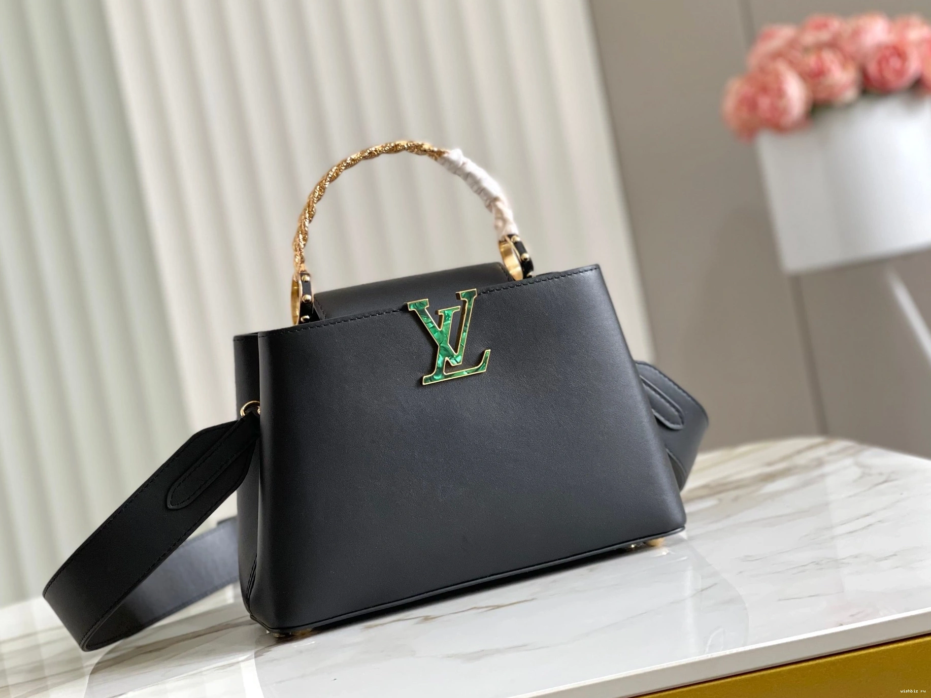 WIS BB LOUIS CAPUCINES VUITTON 0811